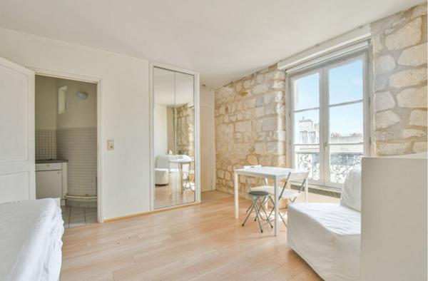 Rue Cler! Idéal pied-à-terre ou 1er achat: studio avec coin bureau 23.5 m2