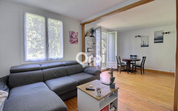 Appartement à vendre    3 pièces • 54 m2 Viry-Châtillon