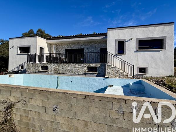 Maison à vendre 5 pièces 128 m² Nîmes