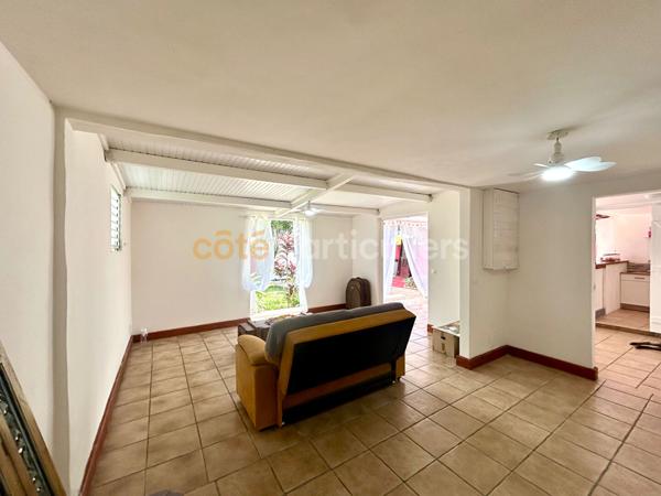 Vente Maison91 m² - 5 Pièces - SAINTE ROSE (97115)