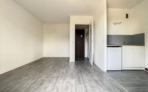 Appartement à louer    1 pièce •  Créteil