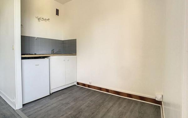 Appartement à louer    1 pièce •  Créteil