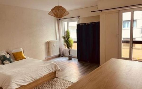 Appartement à louer    2 pièces • 30 m2 Annemasse