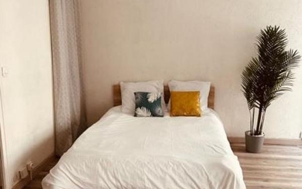 Appartement à louer    2 pièces • 30 m2 Annemasse