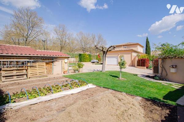 Maison T5 avec garage et piscine à Puget Ville 