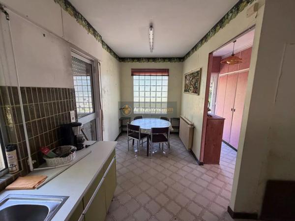 Vente                                                      Maison de village
                        
                     4 pièces                      83 m2                     à Piano