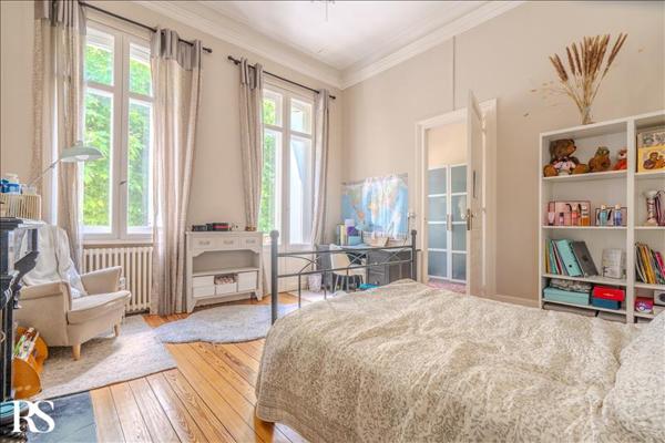 Maison à vendre 1 299 000 € Bordeaux 14 p 294 m² DPE
