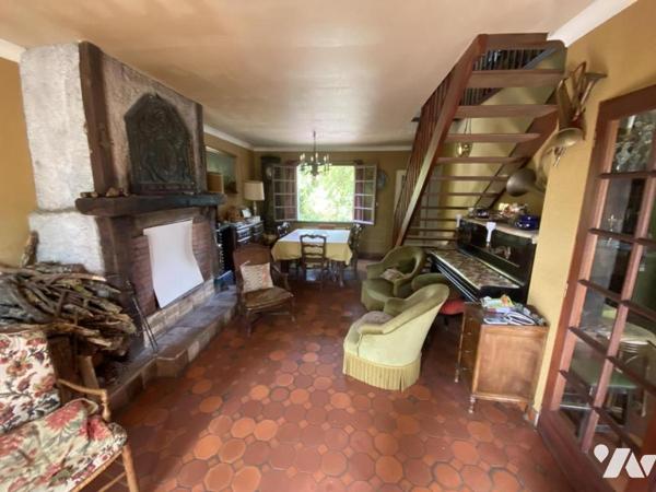 BOUCHEMAINE/PRUNIER MAISON A RENOVER SUR TERRAIN CONSTRUCTIBLE 