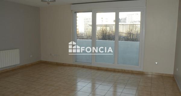 Location Studio 42.96 m² - Grenoble 38000