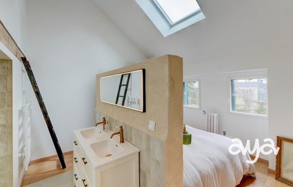 Maison en pierre rénovée en hameau