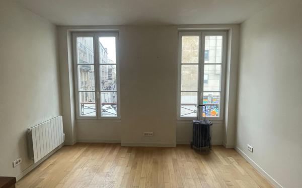 Appartement à vendre    2 pièces • 33,36 m2 Paris 11