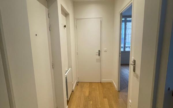 Appartement à vendre    2 pièces • 33,36 m2 Paris 11