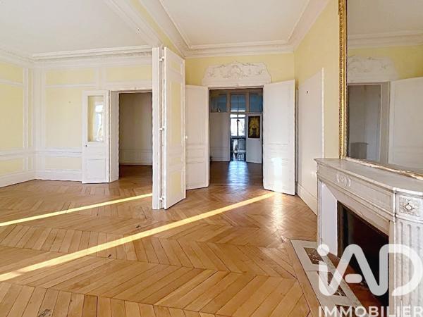 Appartement à vendre 7 pièces 206 m² Le Chesnay-Rocquencourt