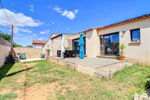 Maison
         4 pièces
        - 86 m² Exclusivité 299 000 € *