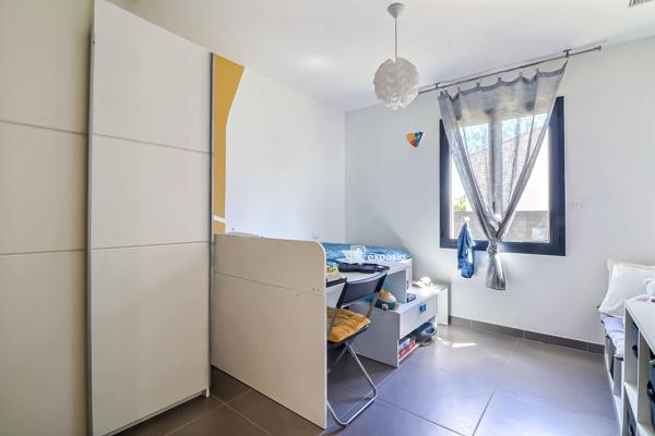 Maison
         4 pièces
        - 86 m² Exclusivité 299 000 € *
