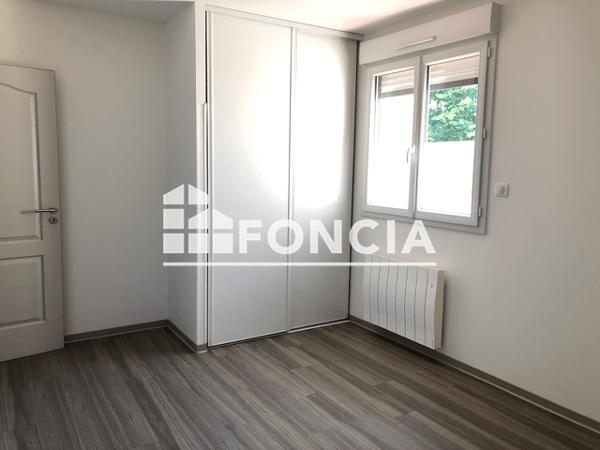 Location Appartement 3 pièces 84 m² - 43 RUE GASTON BOUTEILLER Albi 81000