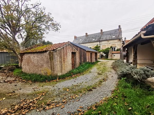 SOUS COMPROMIS. Maison 2 pièce(s) 031 m2