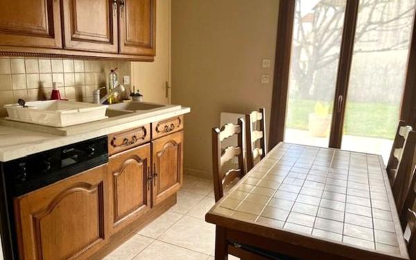 Maison à vendre    5 pièces • 104,60 m2 Crouy-en-Thelle