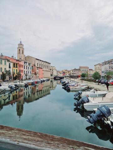 TRES BEL APPARTEMENT TYPE 2 MEUBLE SUR LA PRESQU'ïLE DE MARTIGUES