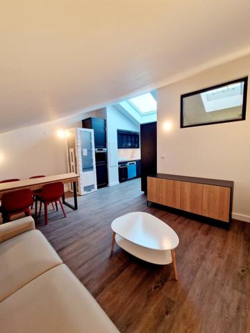 TRES BEL APPARTEMENT TYPE 2 MEUBLE SUR LA PRESQU'ïLE DE MARTIGUES