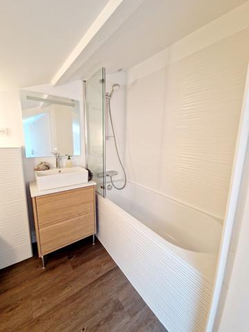 TRES BEL APPARTEMENT TYPE 2 MEUBLE SUR LA PRESQU'ïLE DE MARTIGUES