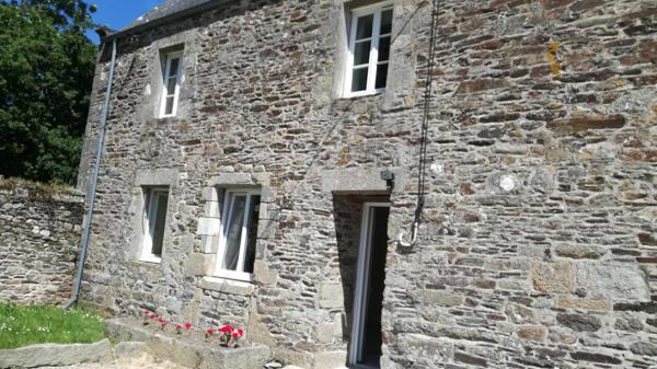 A LOUER SUPERBE AILE DE MANOIR ENTIEREMENT RENOVEE EN 2019 Charme