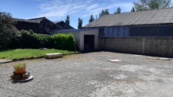 A LOUER SUPERBE AILE DE MANOIR ENTIEREMENT RENOVEE EN 2019 Charme