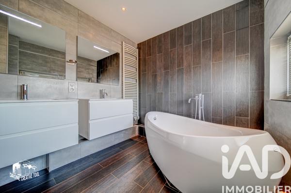 Maison à vendre 7 pièces 165 m² Bertrange