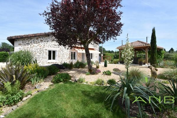 ✨ Maison avec dépendance dans un hameau paisible – Idéal famille ou projet locatif