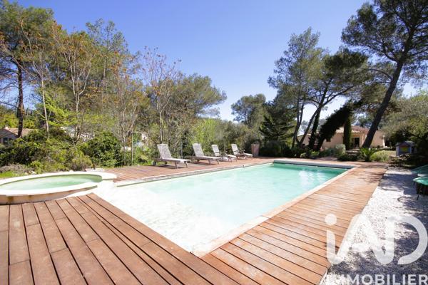 Maison à vendre 5 pièces 130 m² Nîmes