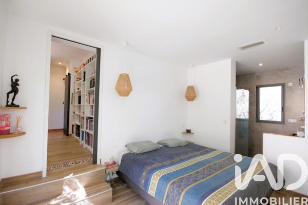 Maison à vendre 5 pièces 130 m² Nîmes