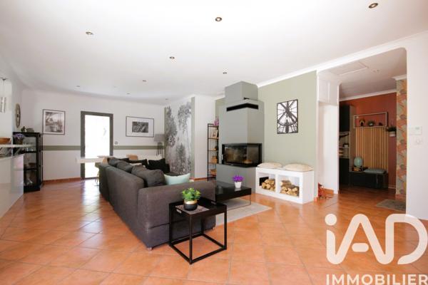 Maison à vendre 5 pièces 130 m² Nîmes