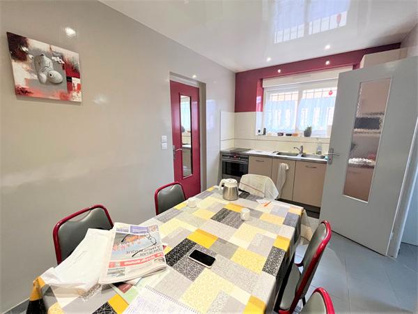 PLOUDALMEZEAU Centre - Local commercial 65 m2 , Ploudalmezeau