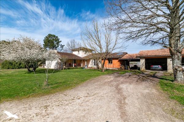 Maison à vendre |  Lesparre-Médoc |  6 pièces | 140 m²