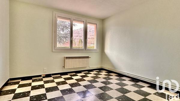 Appartement 3 pièces de 55 m² à Vizille (38220)