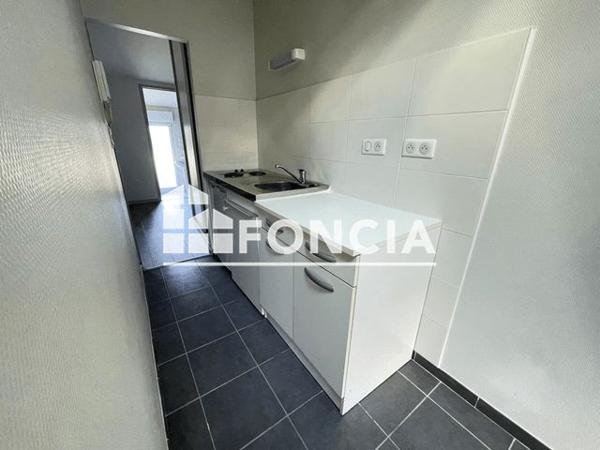 Location Appartement 2 pièces 22.2 m² - 3 RUE HENRI MARTIN Agen 47000