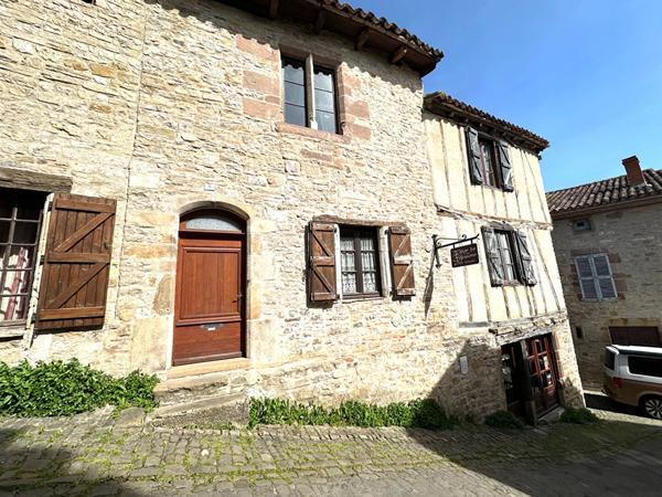 Cordes-Sur-Ciel, Maison de 130 m²