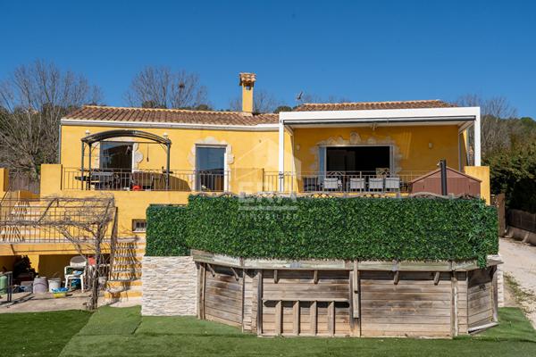 Maison Bouc Bel Air 138 m2 avec un sous sol d'environ 200 m2