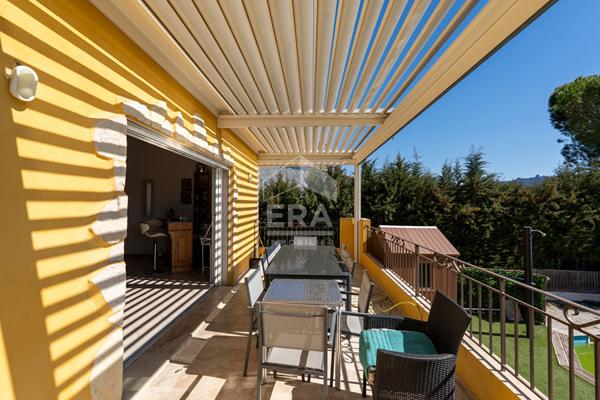 Maison Bouc Bel Air 138 m2 avec un sous sol d'environ 200 m2