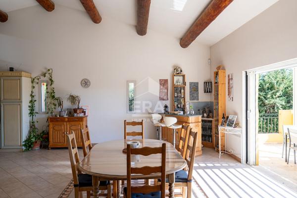 Maison Bouc Bel Air 138 m2 avec un sous sol d'environ 200 m2