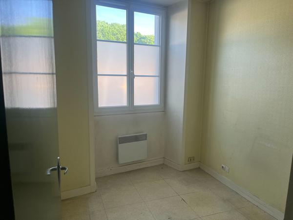 Local professionnel transformable en habitation - centre ville