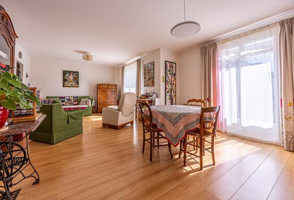 Maison de plain-pied - 3 chambres à Chauray