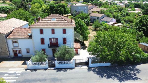 Propriété avec six gîtes, piscine et spa, axe Limoux/Carcassonne