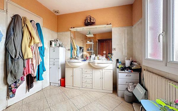 Maison à vendre    5 pièces •  Chaillac-sur-Vienne