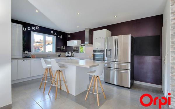 Maison à vendre    5 pièces •  Chamagnieu