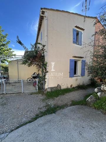Maison de village à Saint-Julien le Montagnier