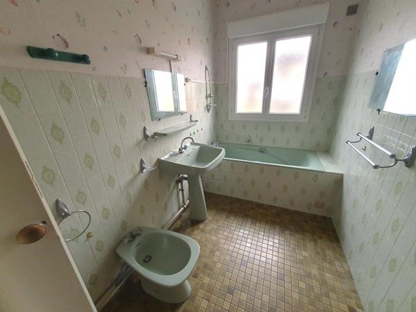 Maison Saint Doulchard 5 chambres 144 m2