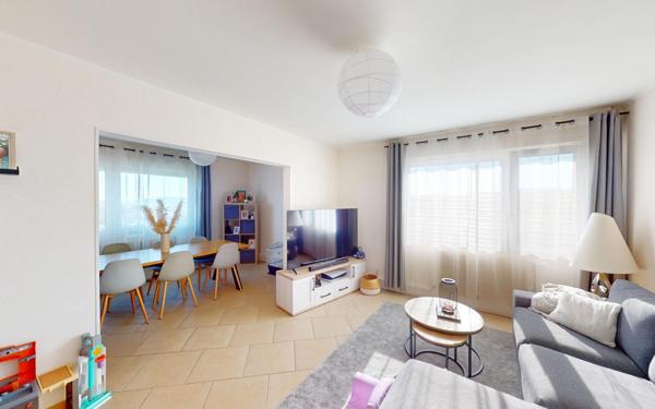 Appartement à vendre    4 pièces • 76 m2 Maizières-lès-Metz