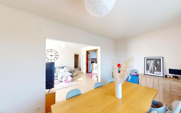 Appartement à vendre    4 pièces • 76 m2 Maizières-lès-Metz