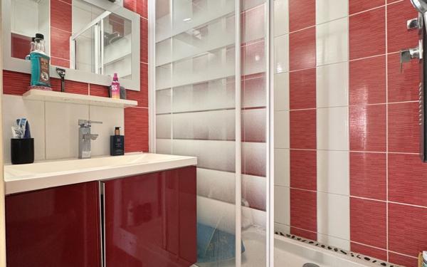 Appartement à vendre    4 pièces • 76 m2 Maizières-lès-Metz